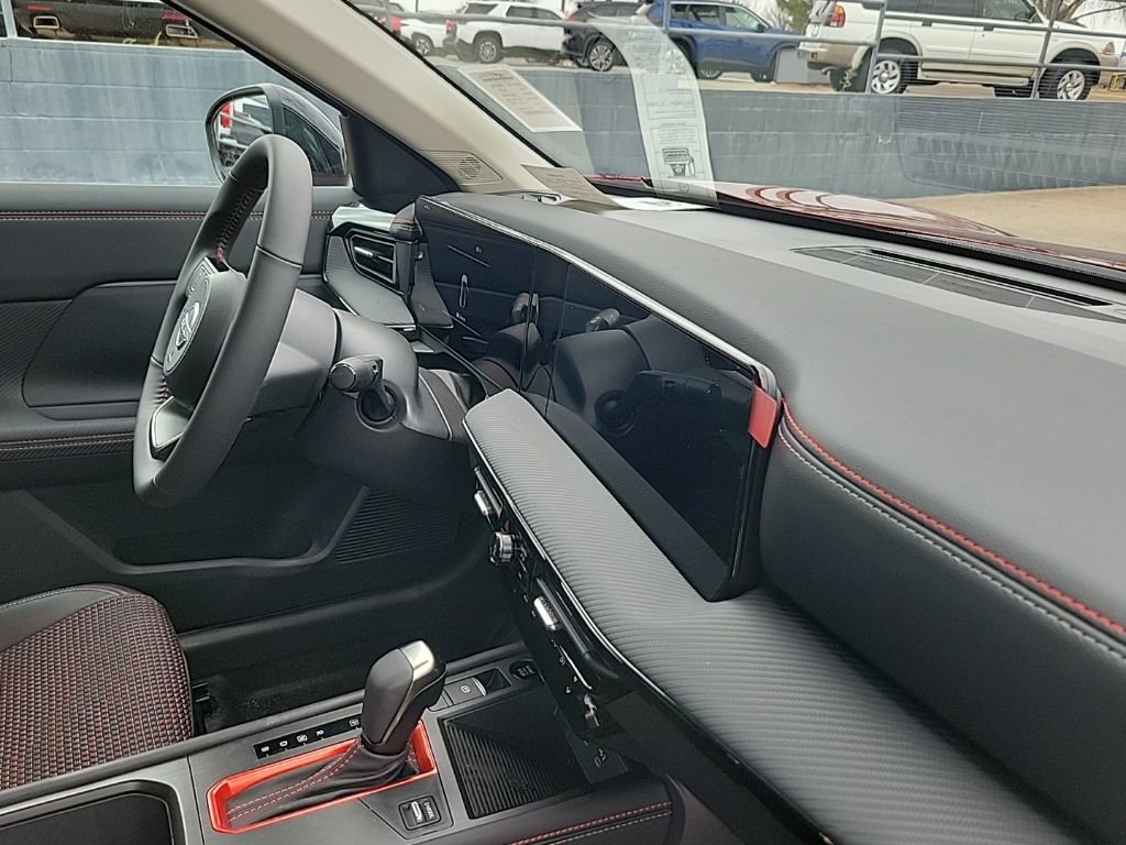 New 2026 Nissan Kicks SR w/ SR Premium Package image 41