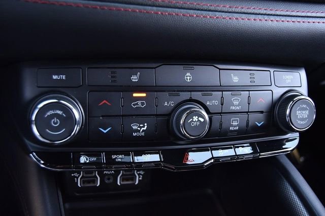 Used 2024 Dodge Durango GT image 15