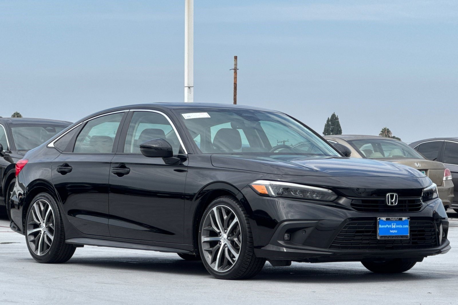 Used 2022 Honda Civic Touring image 6