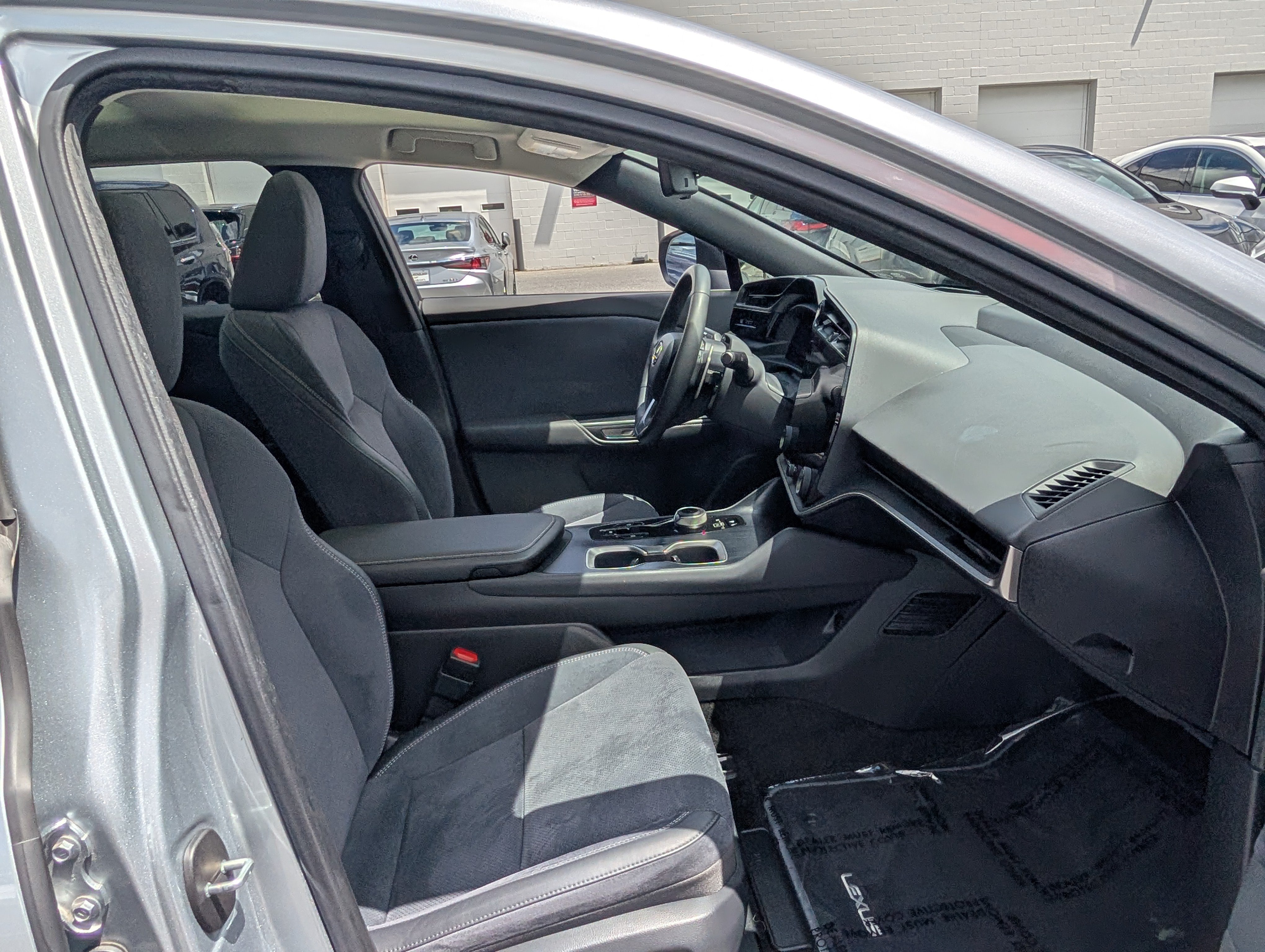 Certified 2023 Lexus RZ 450e Premium w/ Accessory Package (Z1) AWD/4WD image 11