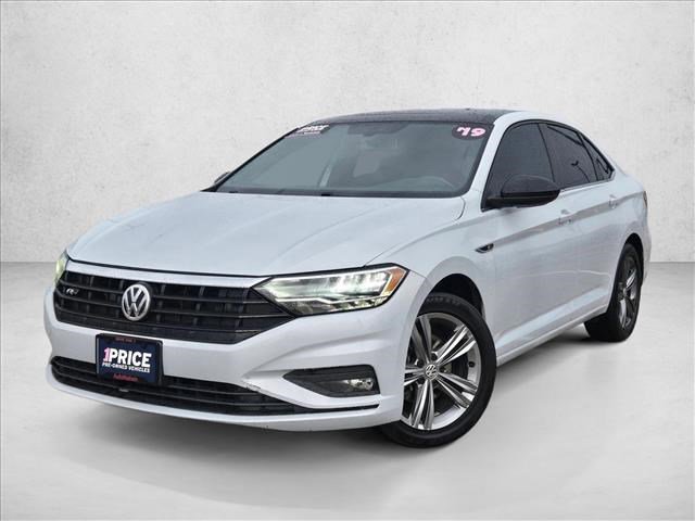 Used 2019 Volkswagen Jetta R-Line w/ R-Line Cold Weather Package FWD image 1