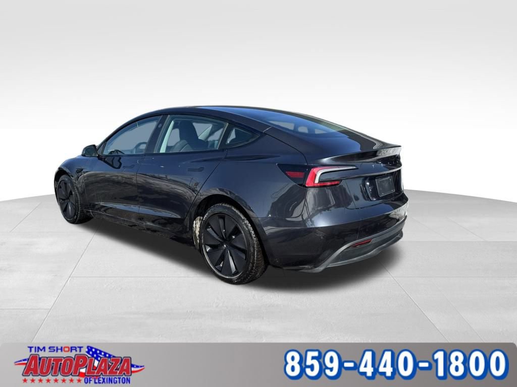 Used 2024 Tesla Model 3 Standard Range image 3