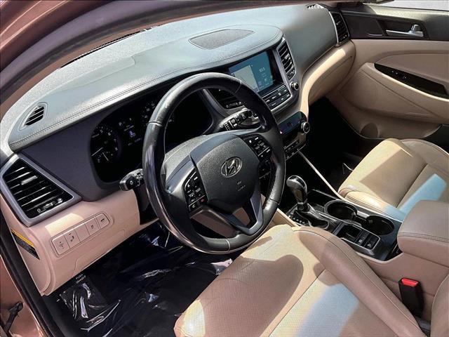 Used 2016 Hyundai Tucson Limited FWD image 14