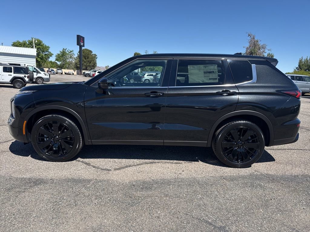 New 2026 Mitsubishi Outlander LE FWD image 5