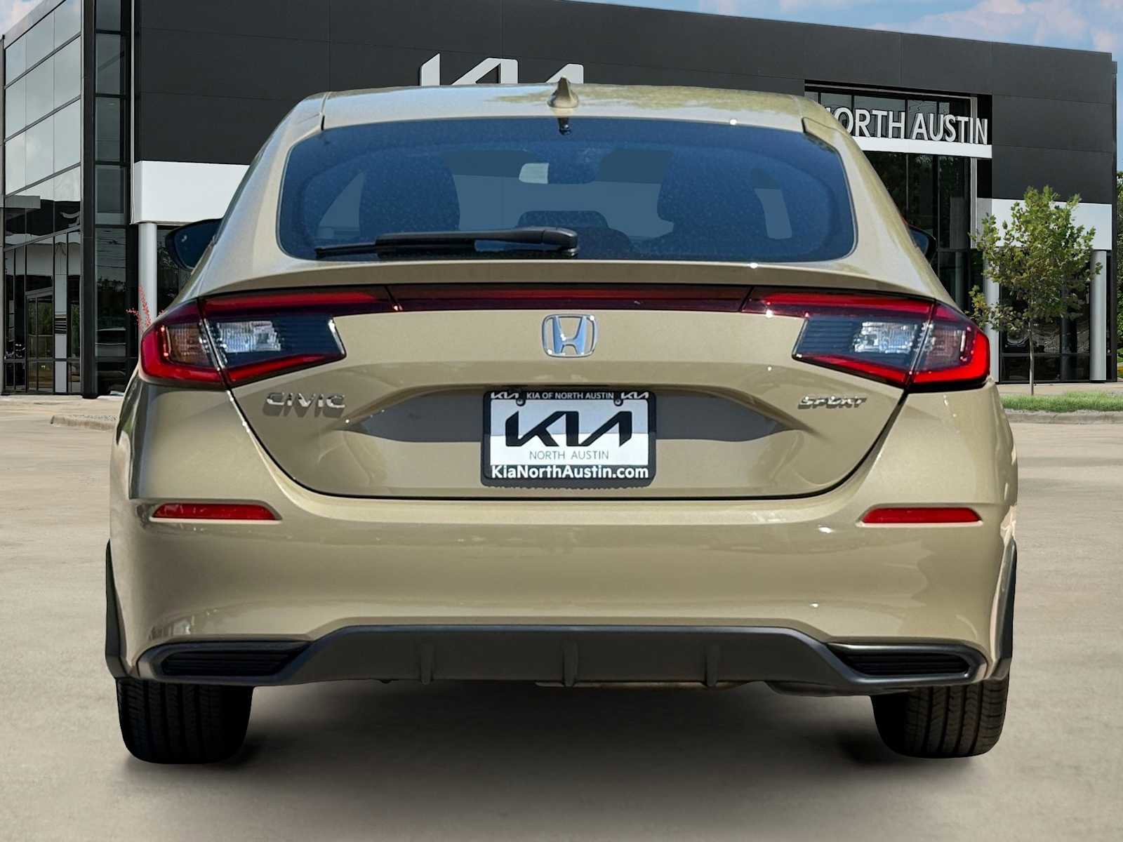 Used 2025 Honda Civic Sport image 10