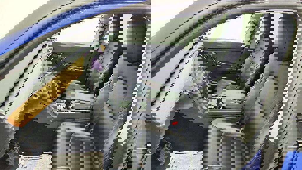 Used 2020 Tesla Model Y Long Range image 24