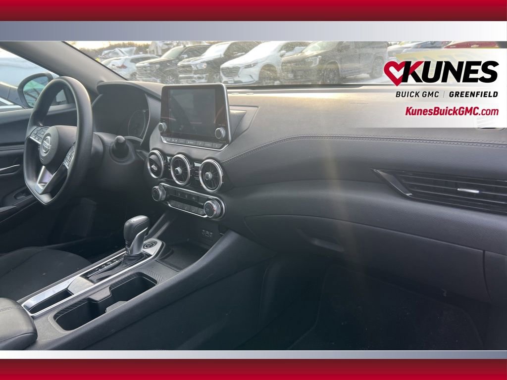 Used 2023 Nissan Sentra SV image 16