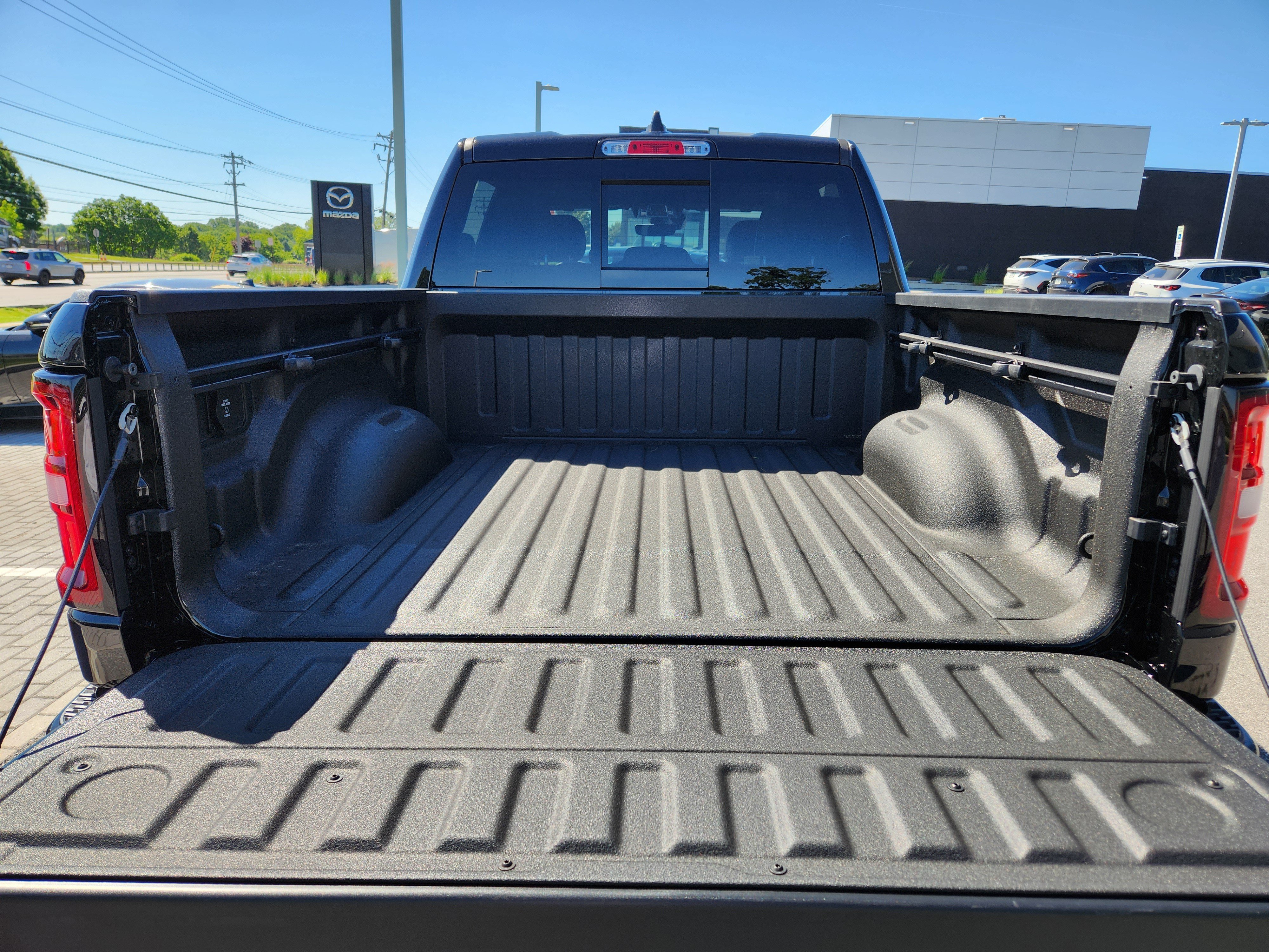 Used 2026 RAM 1500 Big Horn AWD/4WD image 8