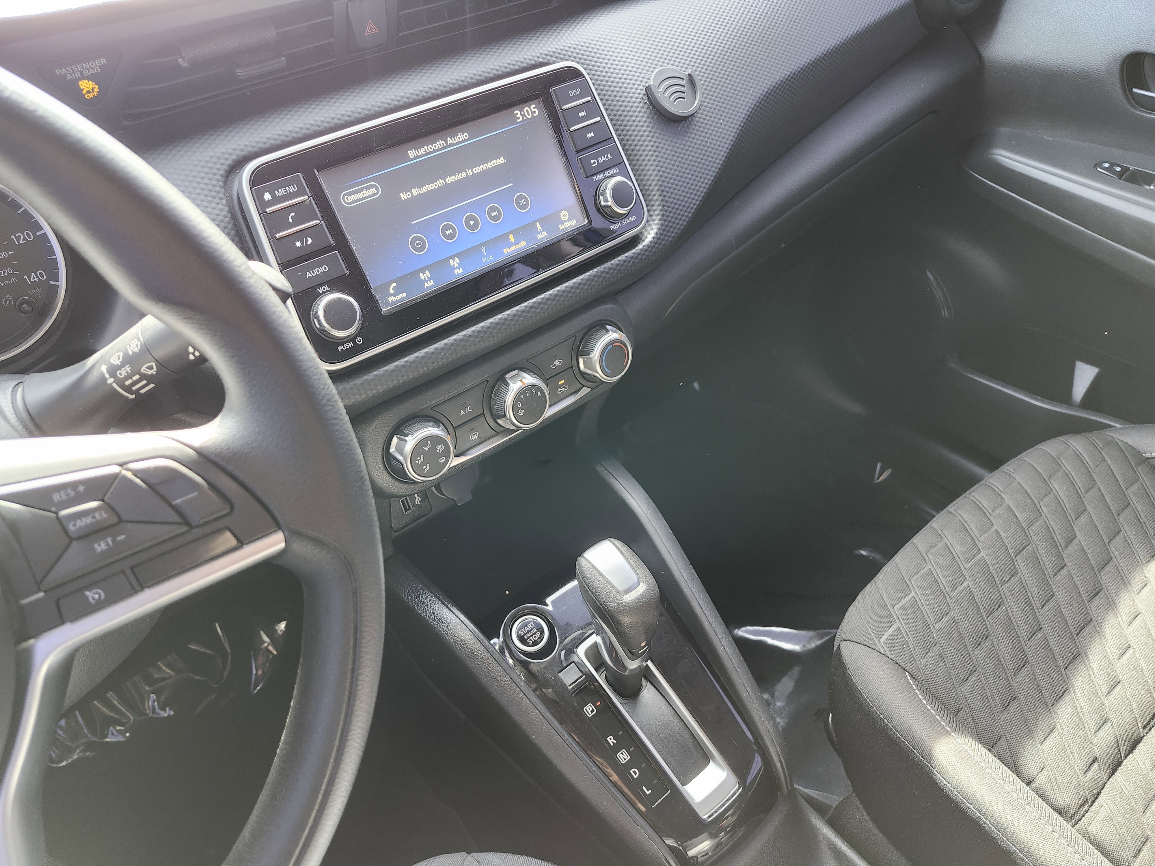 Used 2021 Nissan Kicks S image 26