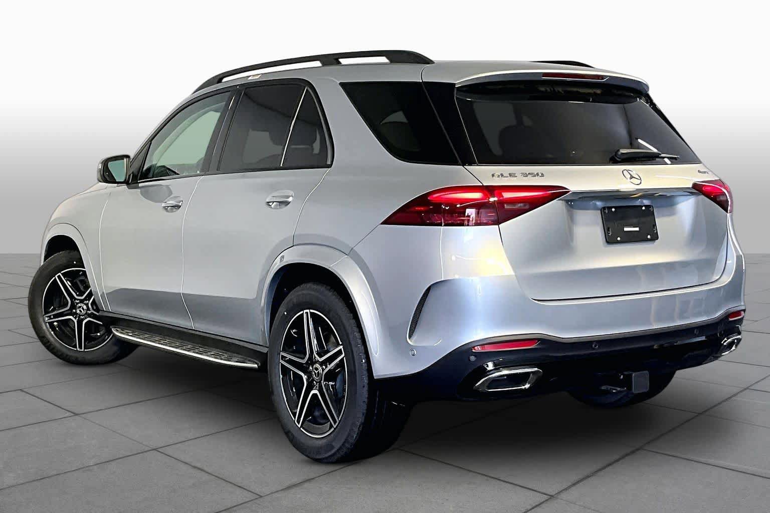 New 2026 Mercedes-Benz GLE 350 4MATIC image 3
