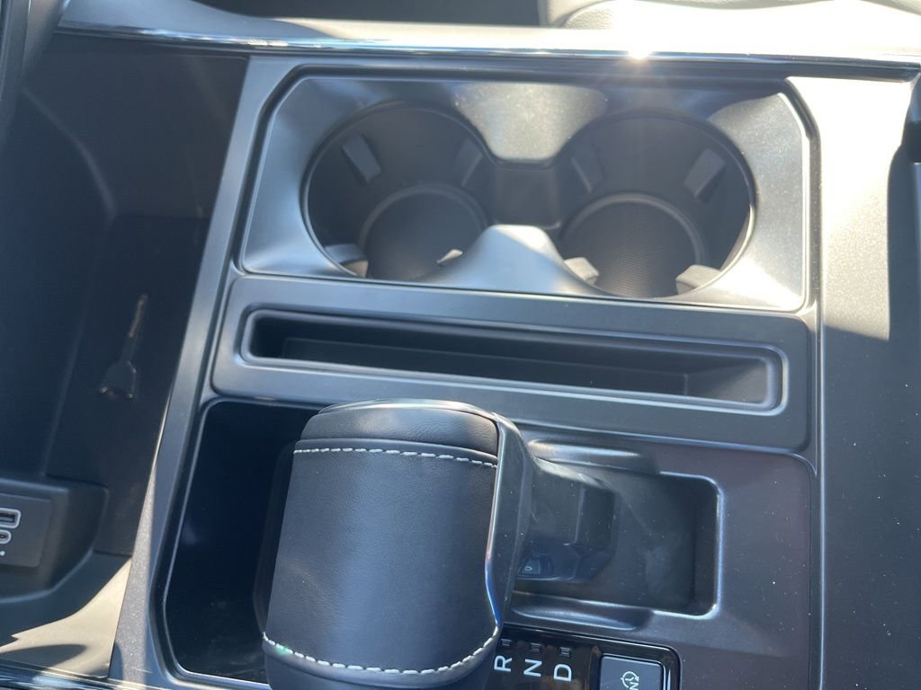 New 2025 Ford F150 Lightning Flash AWD/4WD image 24