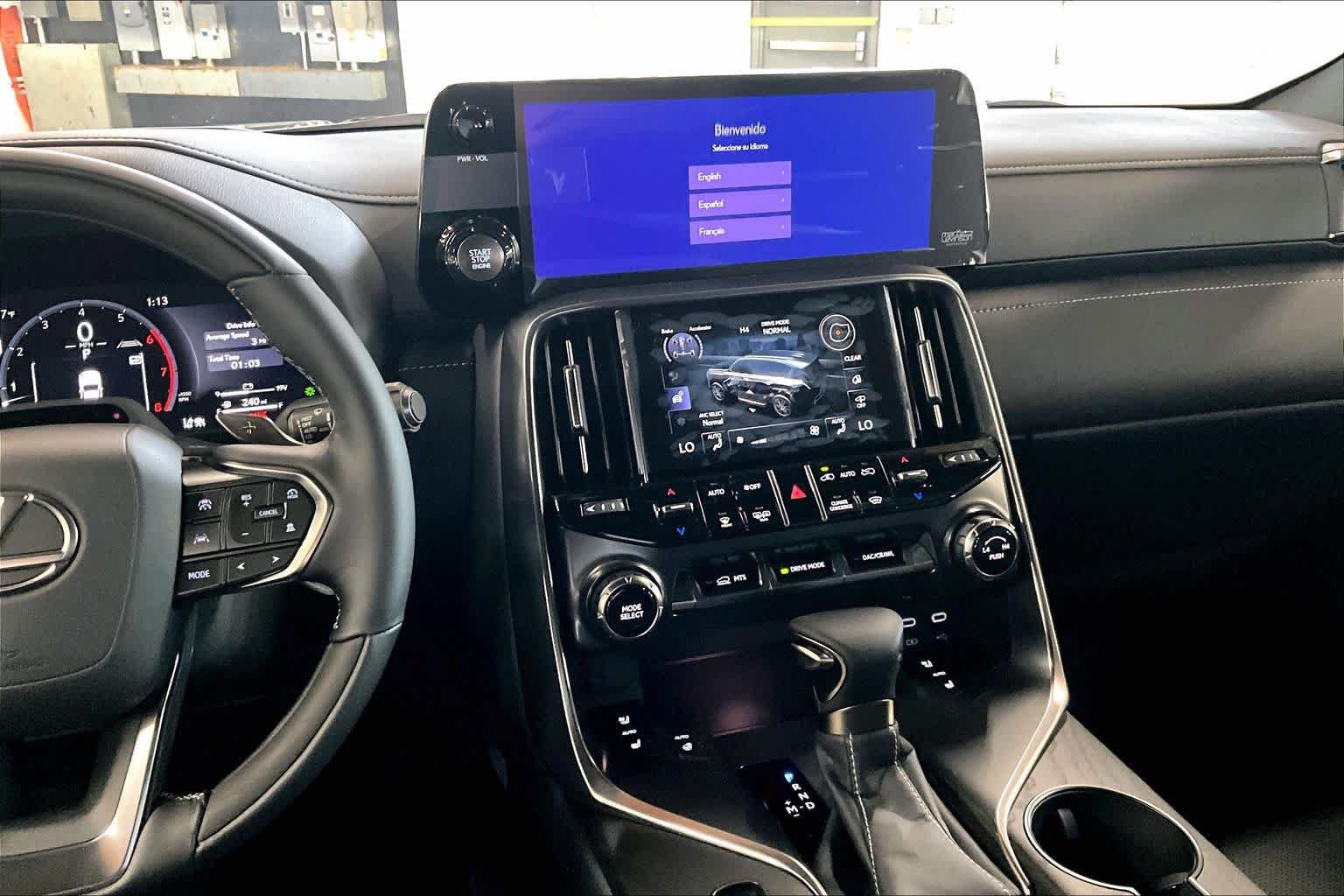 New 2026 Lexus LX 600 4WD w/ Luxury Package image 7