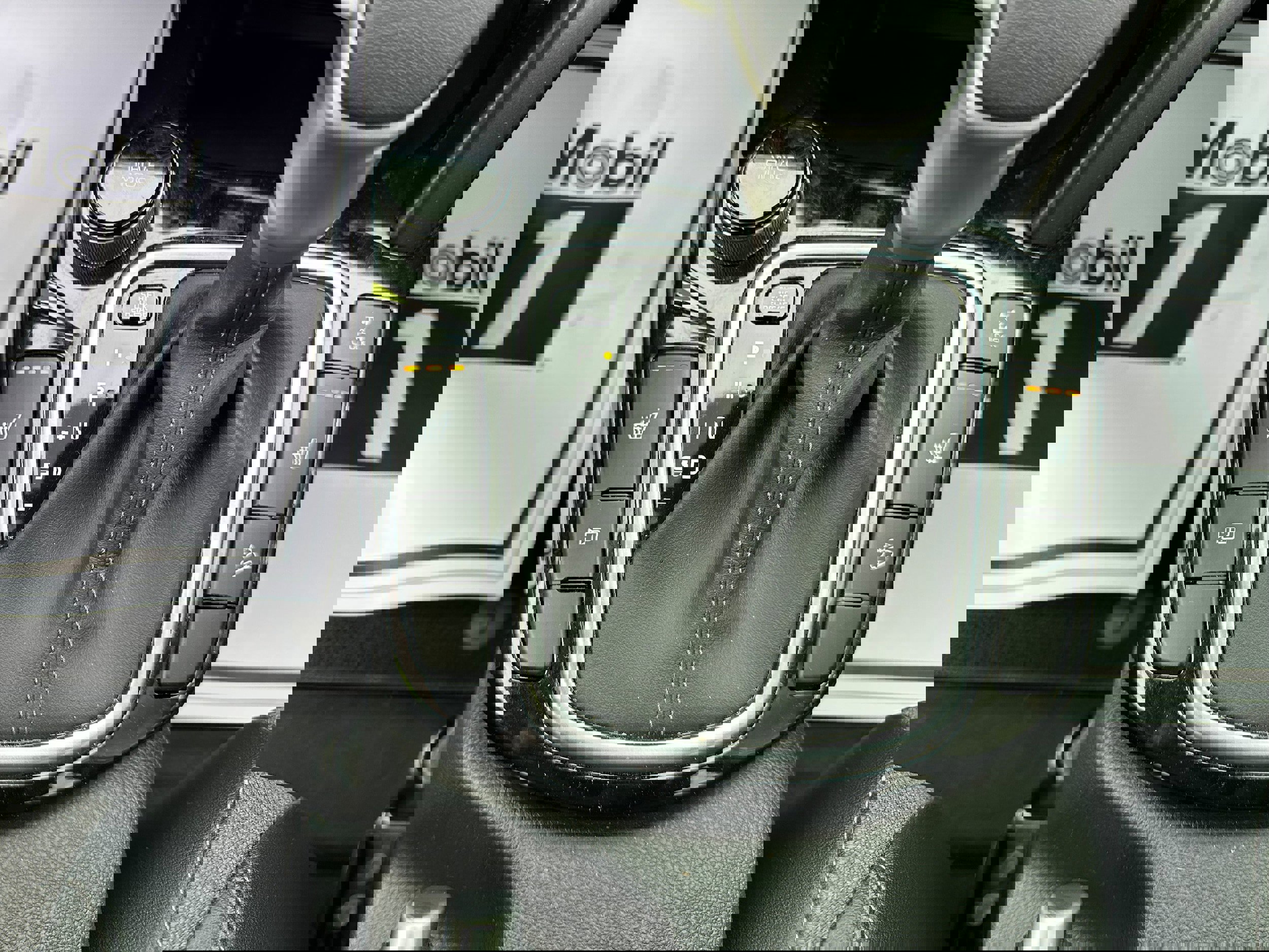 Used 2024 Kia Seltos S image 32