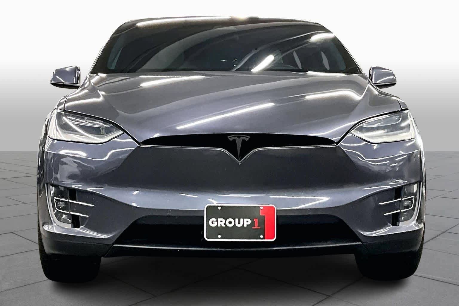 Used 2021 Tesla Model X Long Range image 3