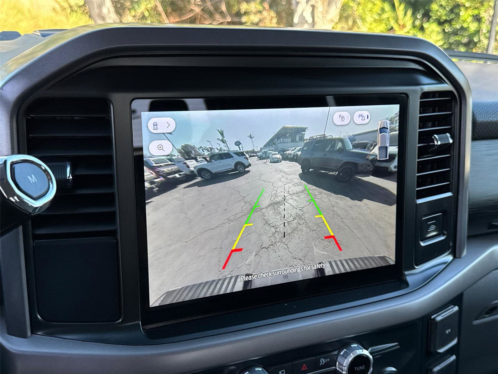 Used 2025 Ford F150 XLT w/ Equipment Group 301A Standard image 30