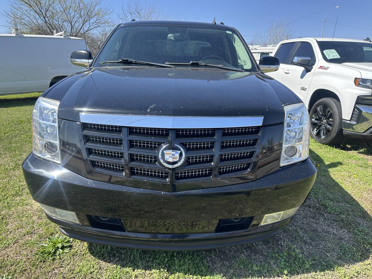 Used 2012 Cadillac Escalade EXT Premium image 4