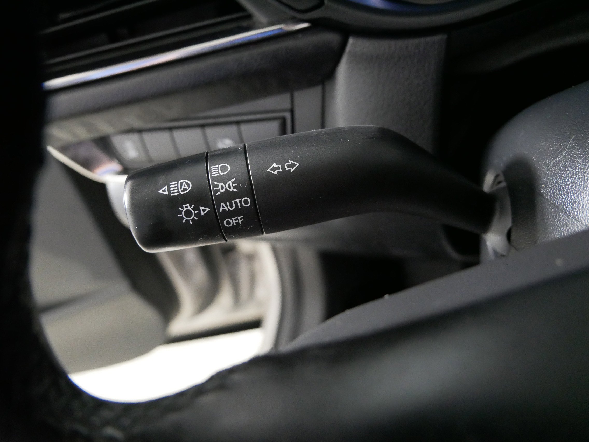 Used 2023 MAZDA CX-30 AWD 2.5 S w/ Preferred Package image 31