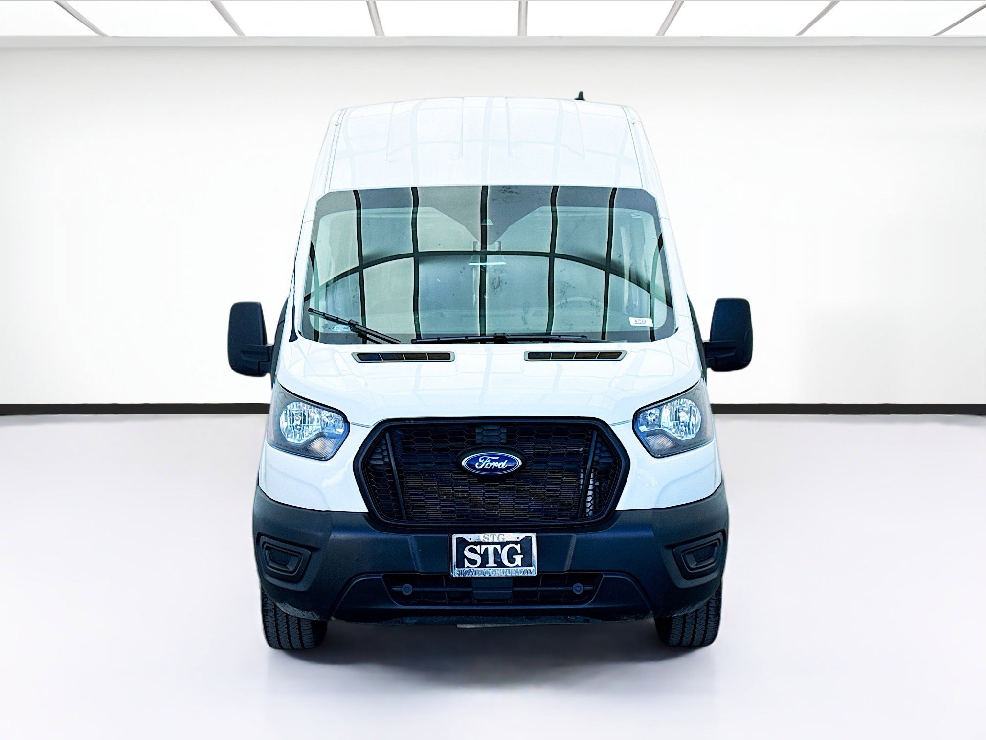 Used 2023 Ford Transit 350 148 High Roof Extended image 2