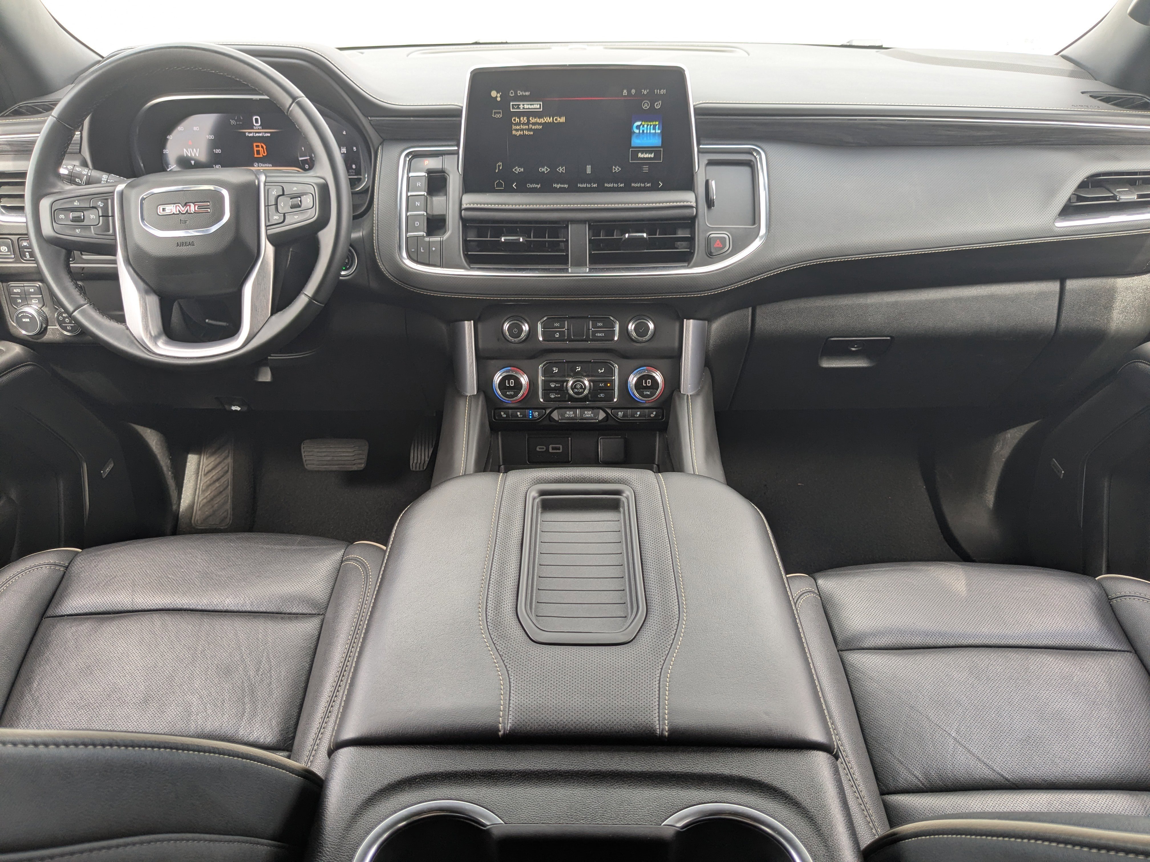Used 2024 GMC Yukon SLT image 22