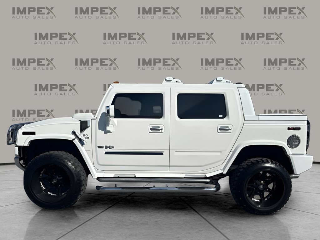 Used 2005 HUMMER H2 SUT w/ Preferred Equipment Group AWD/4WD image 2
