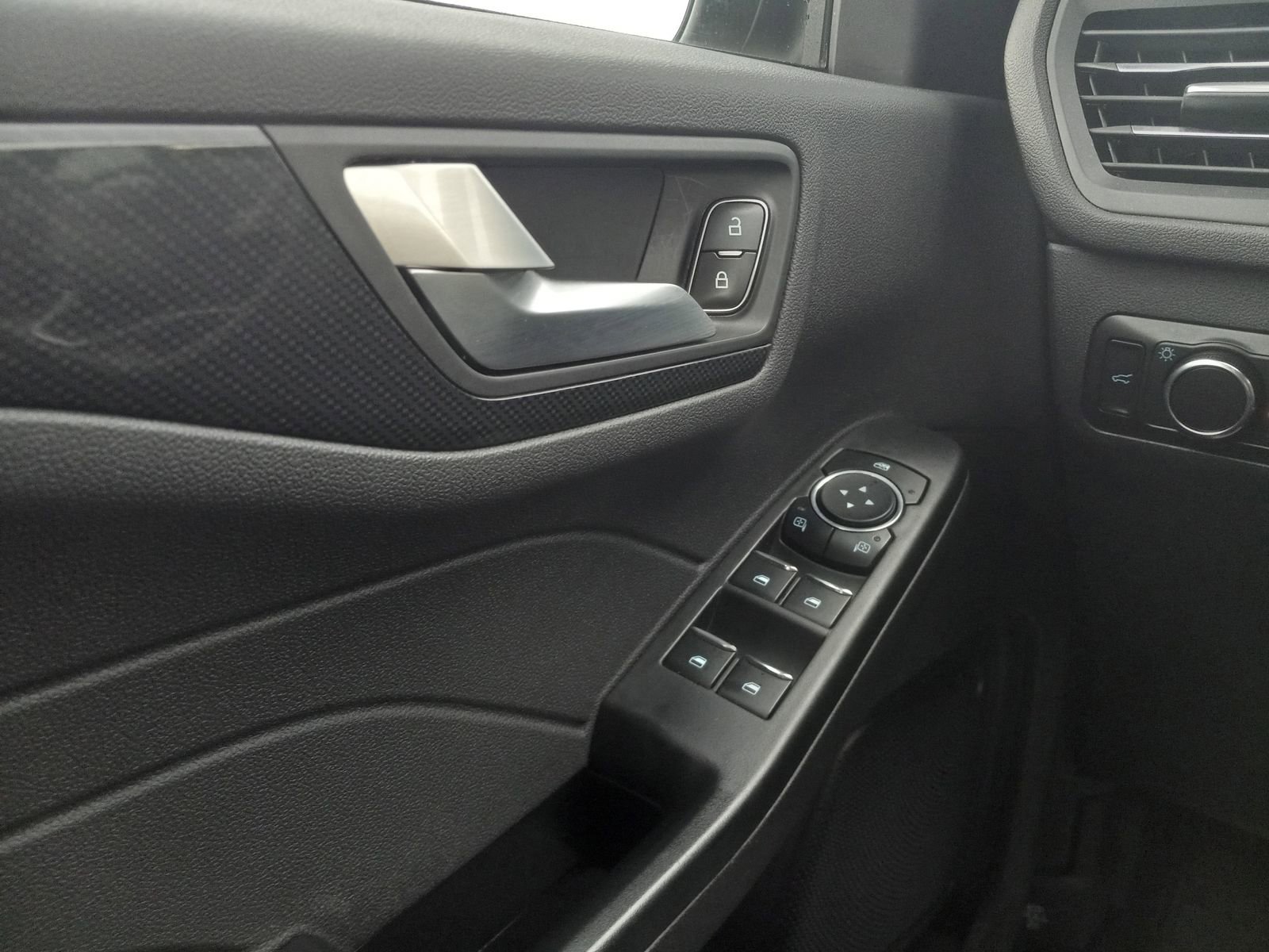 Used 2023 Ford Escape ST-Line w/ Tech Pack #1 image 26