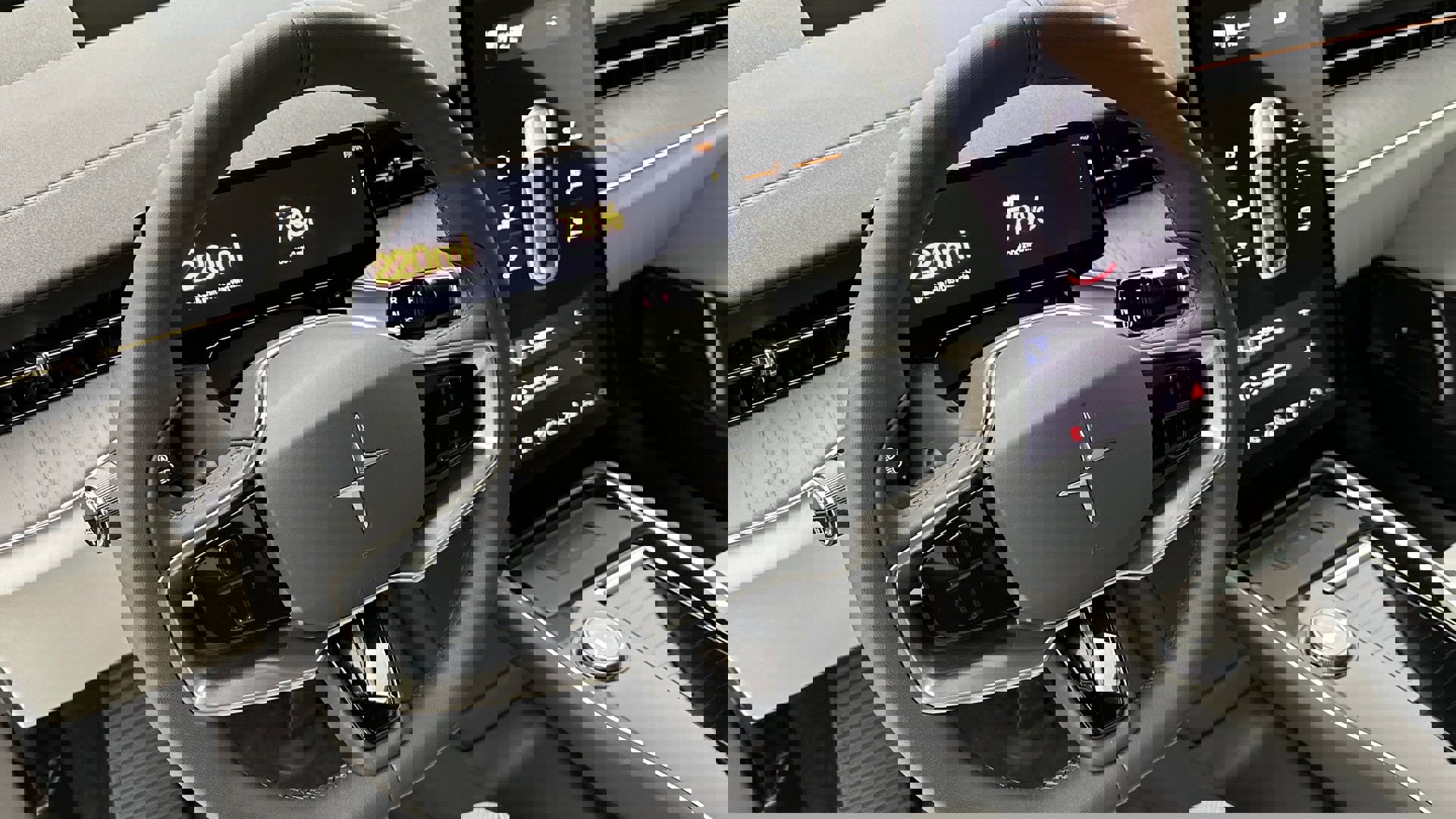 Used 2025 Polestar Polestar 3 image 9