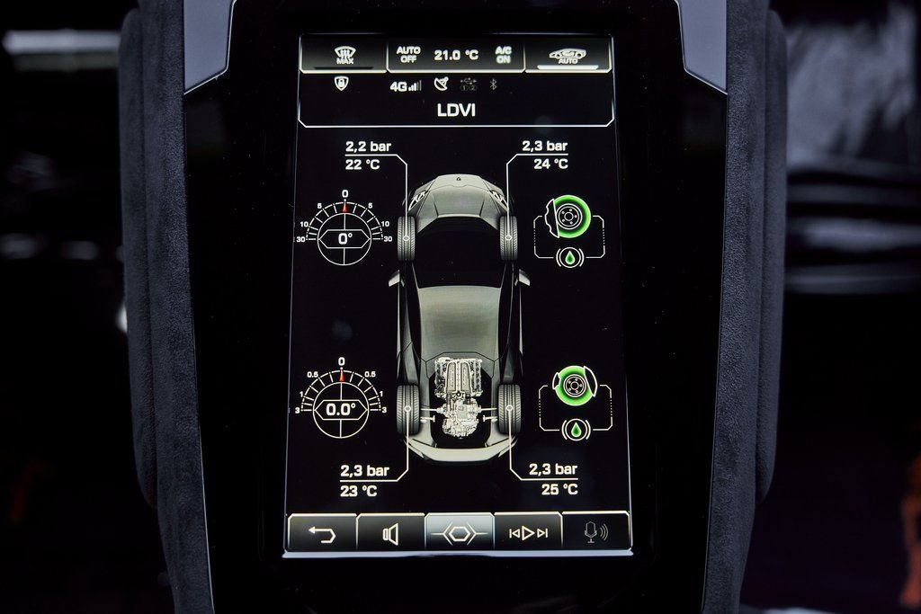 Used 2024 Lamborghini Huracan Tecnica image 70