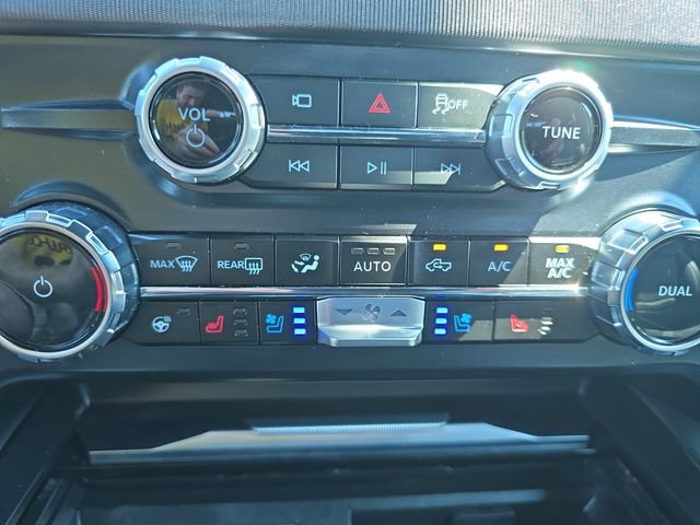 Certified 2026 Ford F450 Platinum w/ FX4 Off-Road Package AWD/4WD image 26