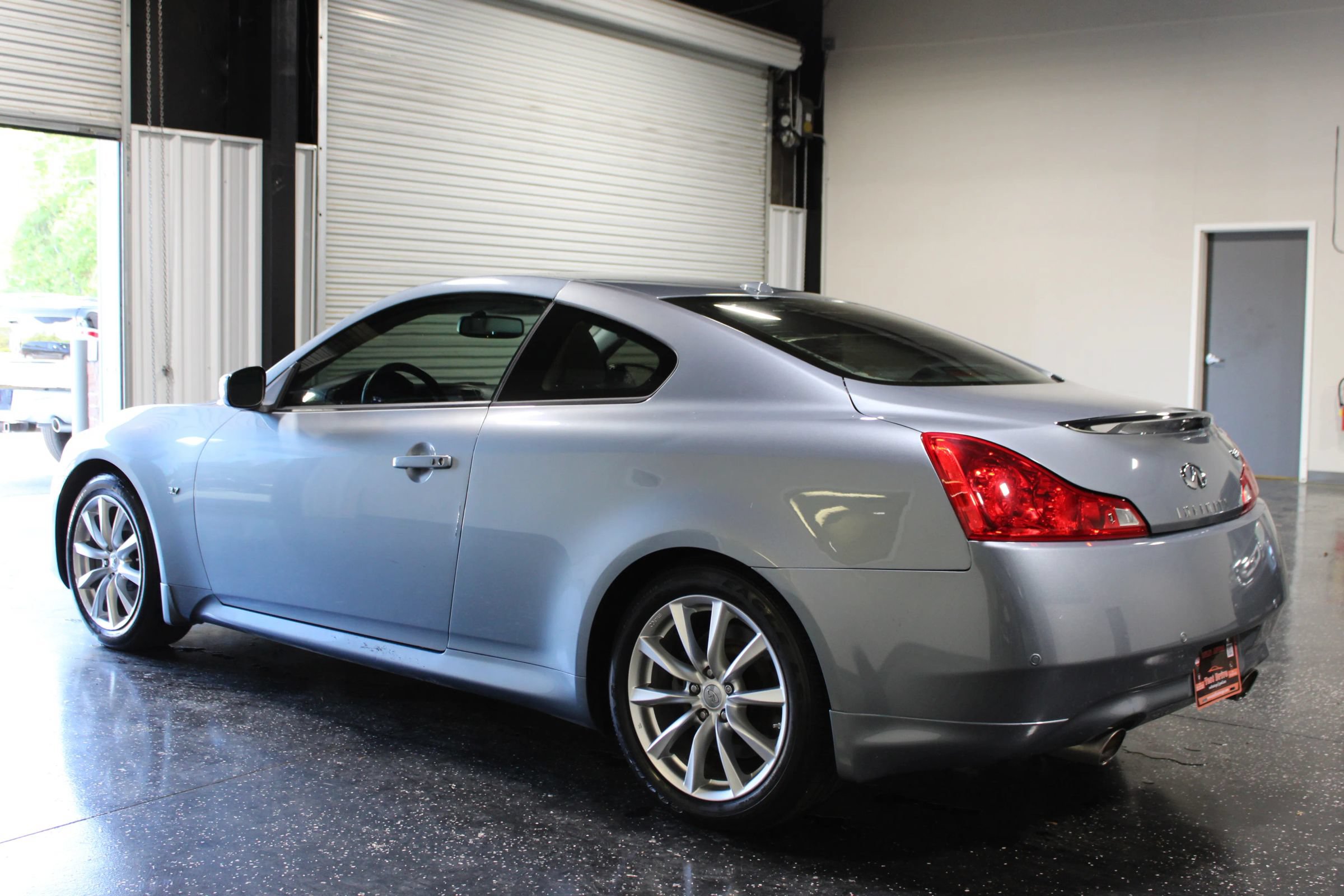 Used 2015 INFINITI Q60 Journey w/ Premium Package RWD image 5