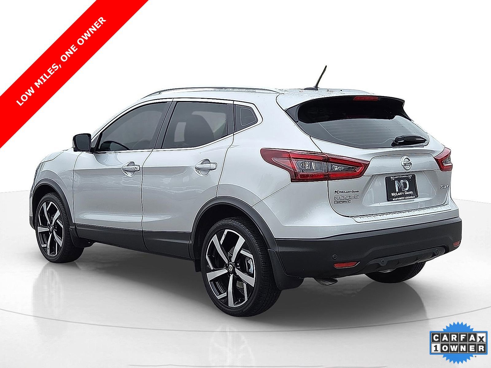 Used 2022 Nissan Rogue Sport SL w/ Premium Package image 4
