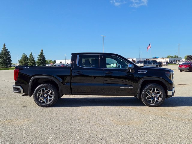 Used 2023 GMC Sierra 1500 SLE AWD/4WD image 4