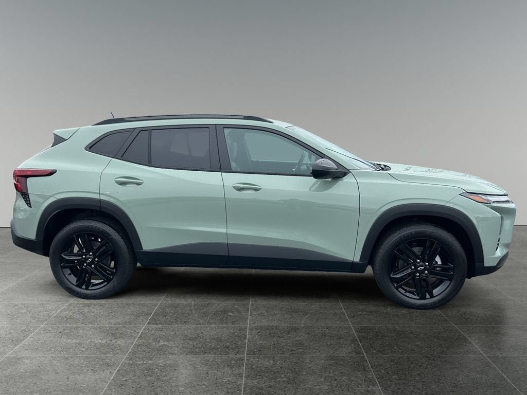 New 2026 Chevrolet Trax ACTIV w/ Sunroof Package FWD image 8