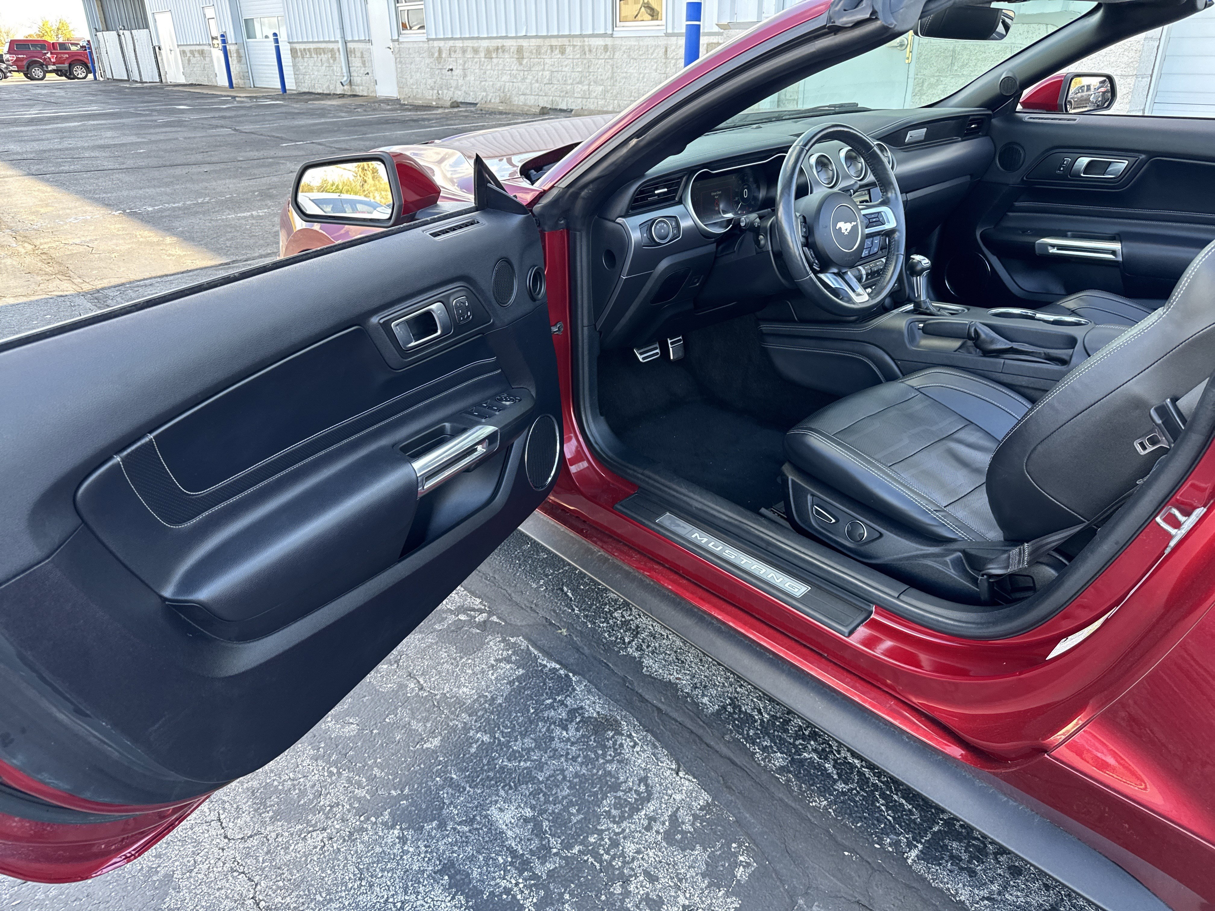 Used 2018 Ford Mustang Premium w/ Equipment Group 201A image 26