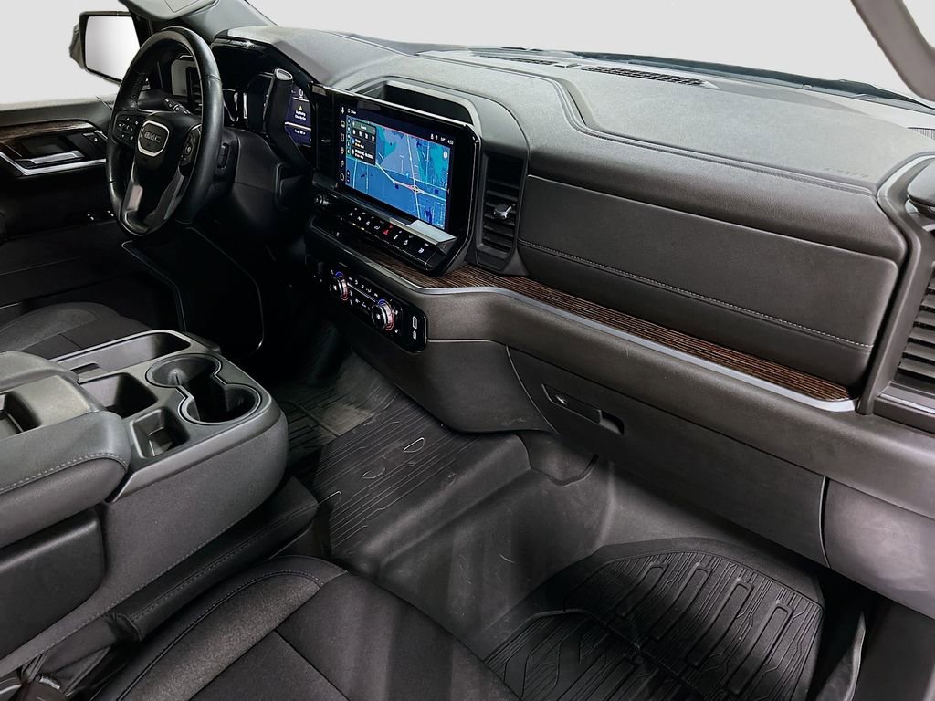 Used 2025 GMC Sierra 1500 SLE image 29