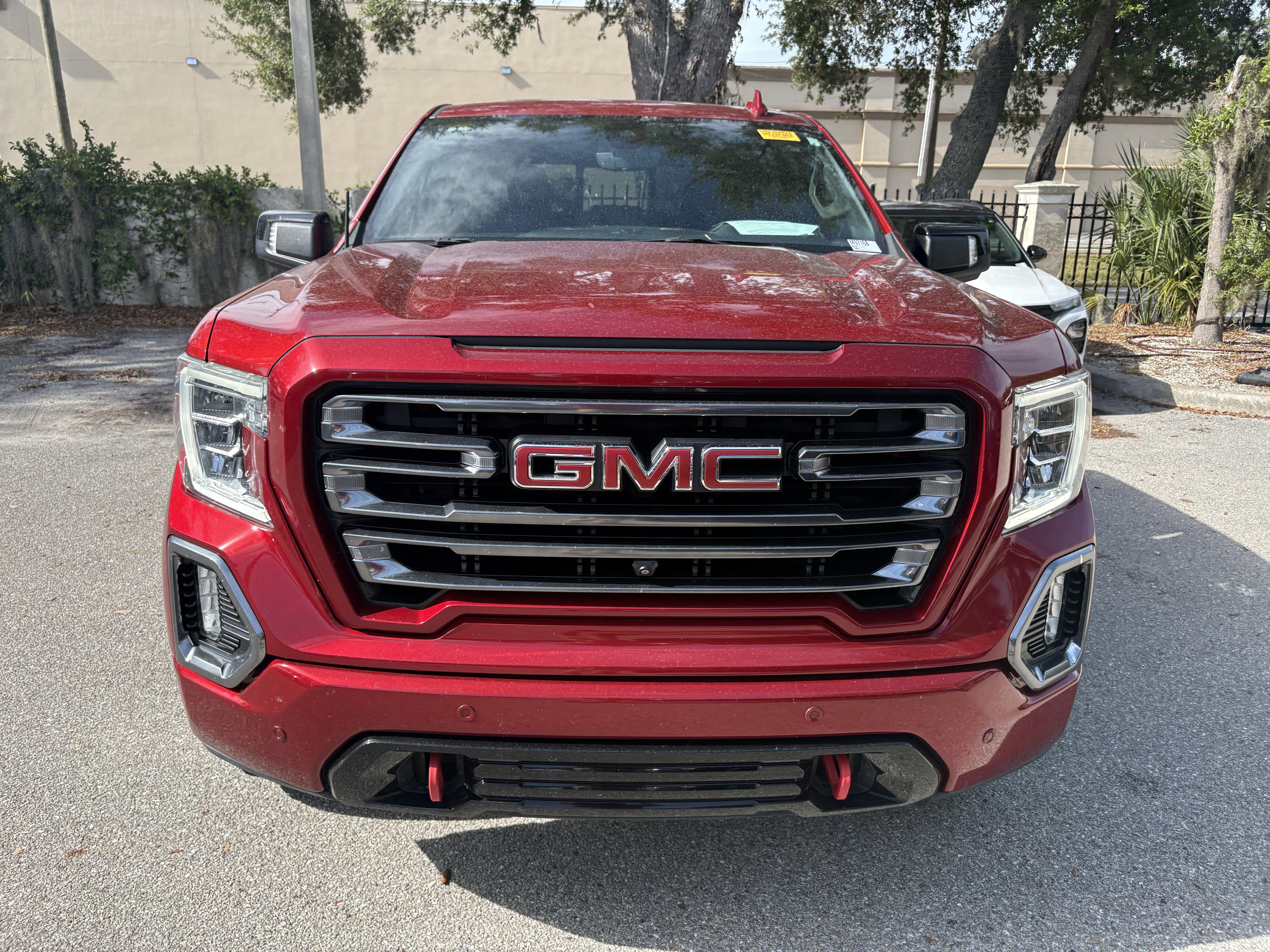Certified 2021 GMC Sierra 1500 AT4 w/ AT4 Value Package AWD/4WD image 2