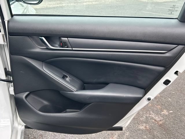 Used 2018 Honda Accord EX image 36