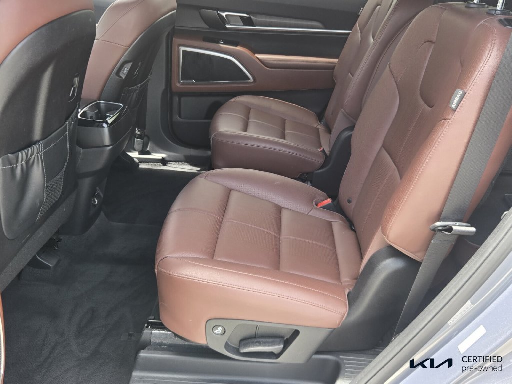 Certified 2023 Kia Telluride EX w/ EX Captain's Chair Package FWD image 11