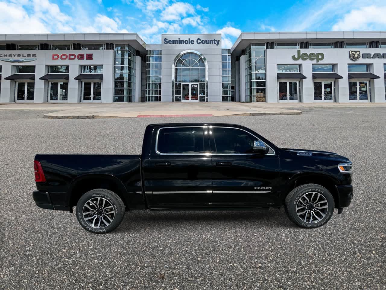 New 2027 RAM 1500 Limited AWD/4WD image 9