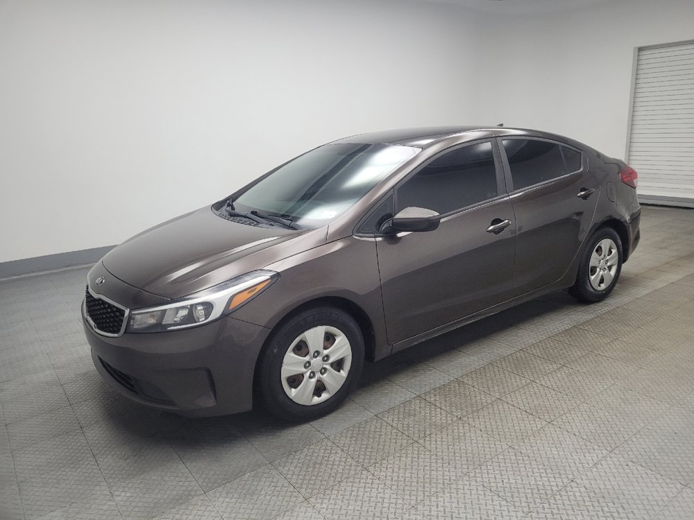 Used 2017 Kia Forte LX FWD image 2