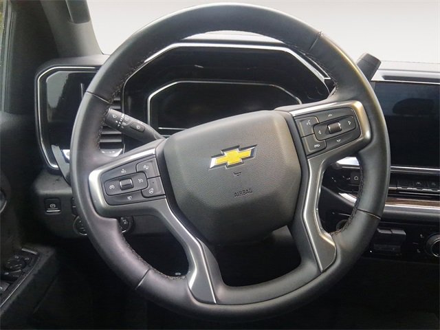 Used 2025 Chevrolet Silverado 1500 LT image 12