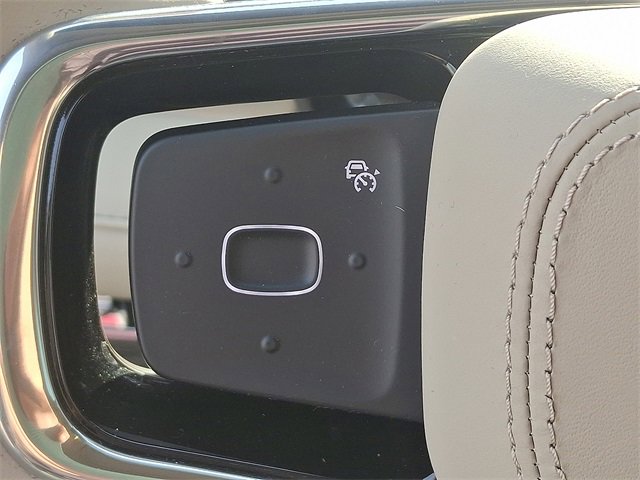 Used 2024 Lincoln Nautilus Reserve image 21