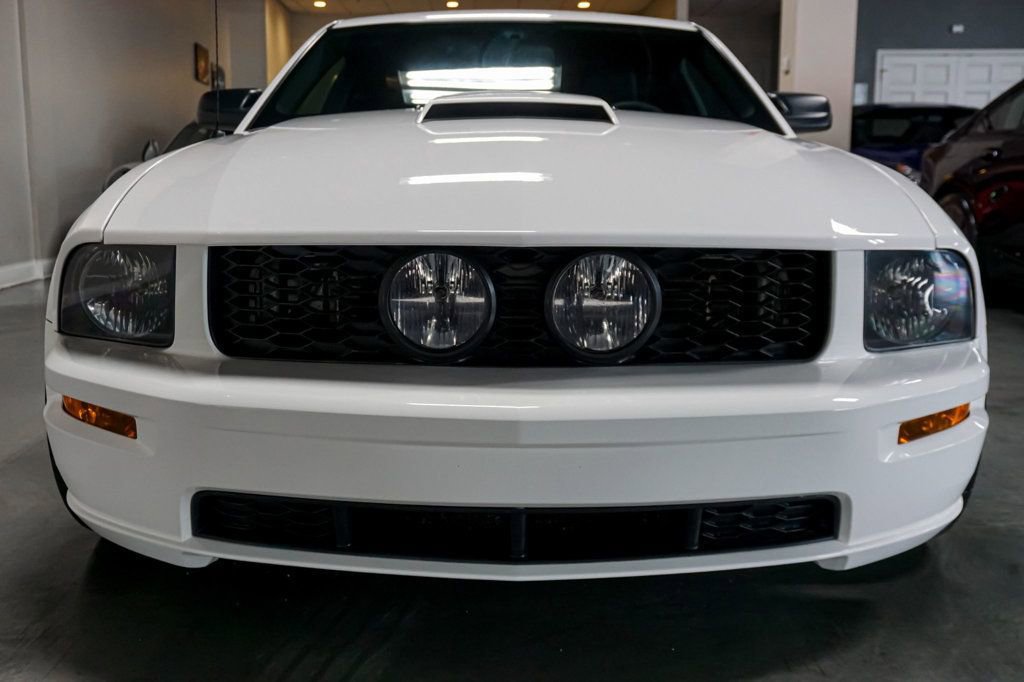 Used 2007 Ford Mustang GT image 14