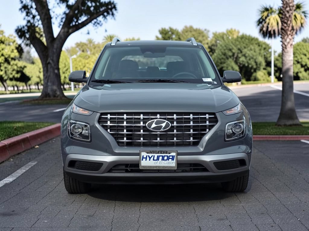 New 2026 Hyundai Venue SEL FWD image 3