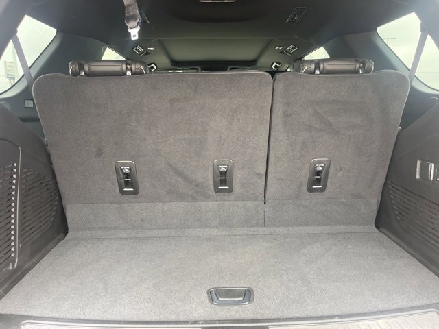 Used 2024 Chevrolet Tahoe Premier w/ Advanced Technology Package image 44