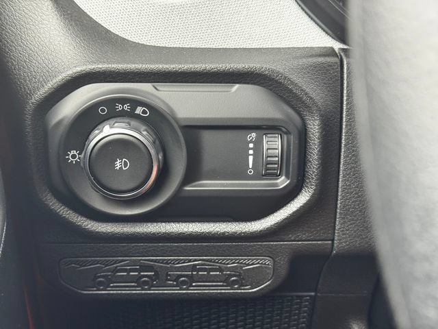 Certified 2025 Jeep Wrangler Sport AWD/4WD image 21