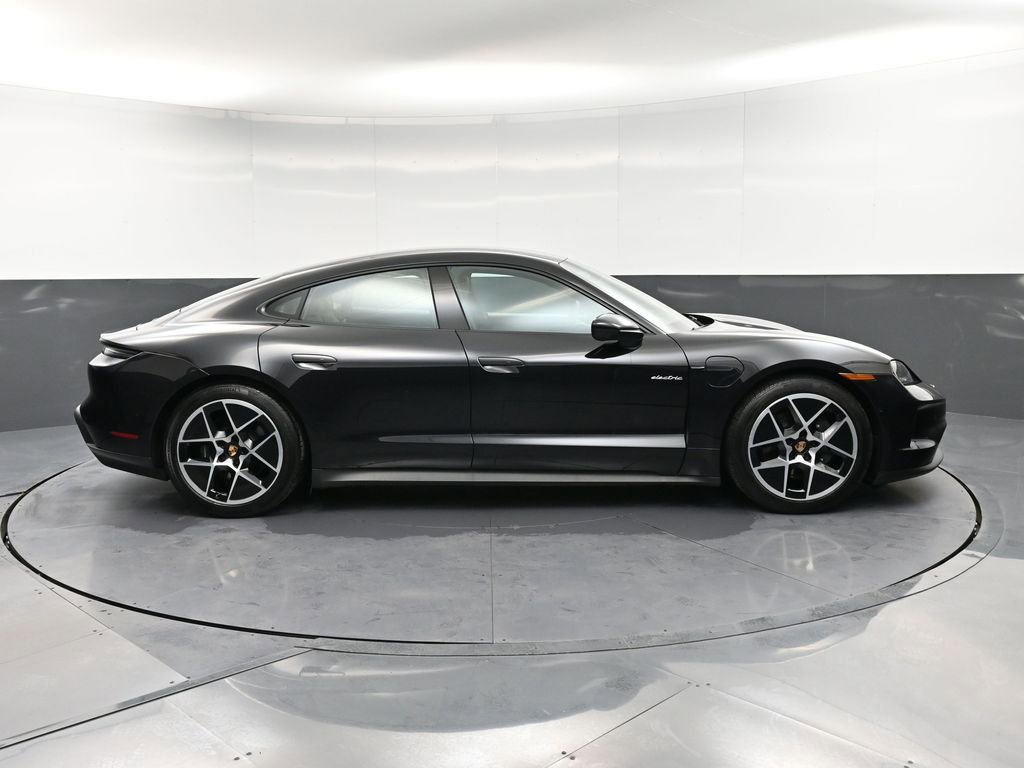 Certified 2025 Porsche Taycan image 9