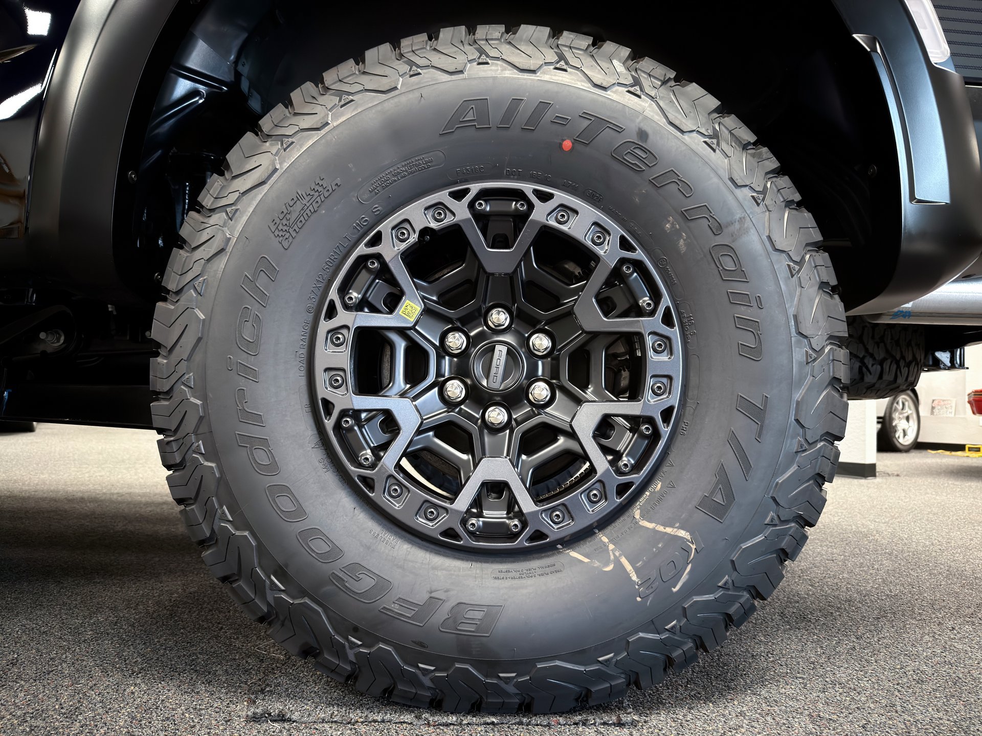 Used 2026 Ford F150 Raptor w/ Equipment Group 803A Raptor R AWD/4WD image 15