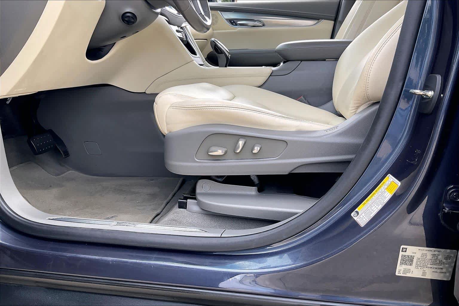 Used 2019 Cadillac XT5 Luxury FWD image 67