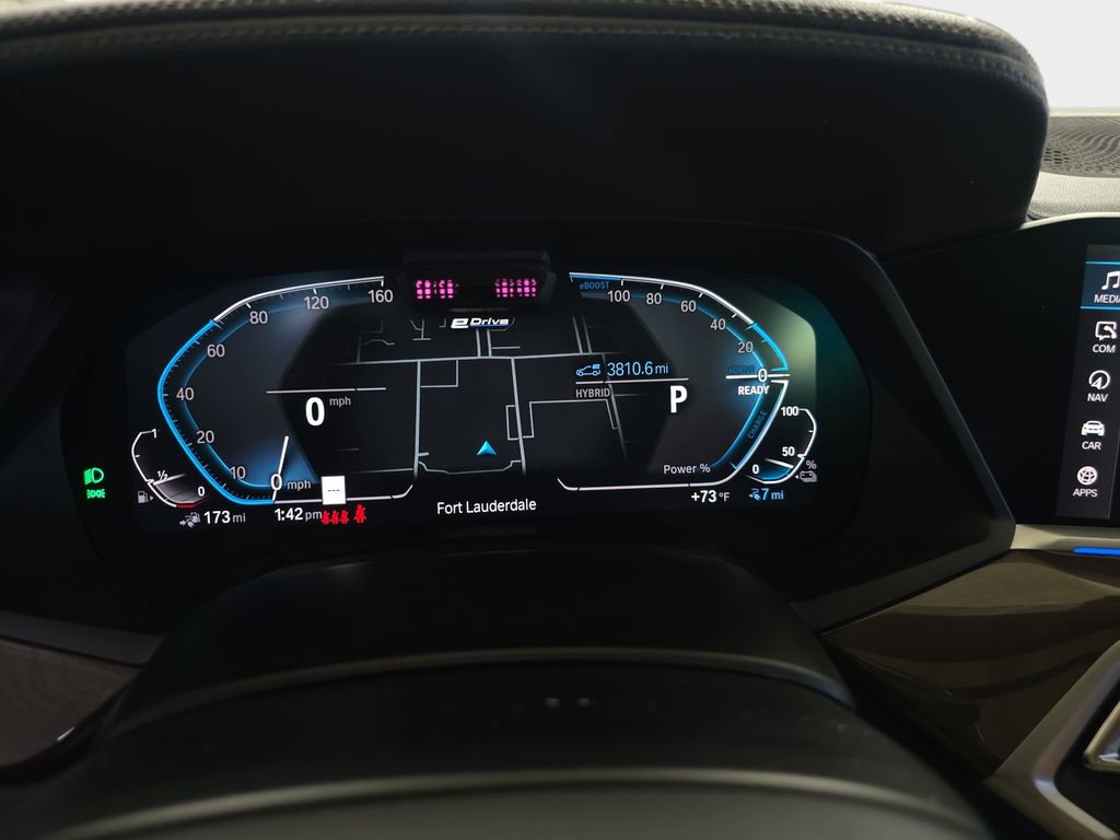 Certified 2022 BMW X5 xDrive45e w/ M Sport Package image 22