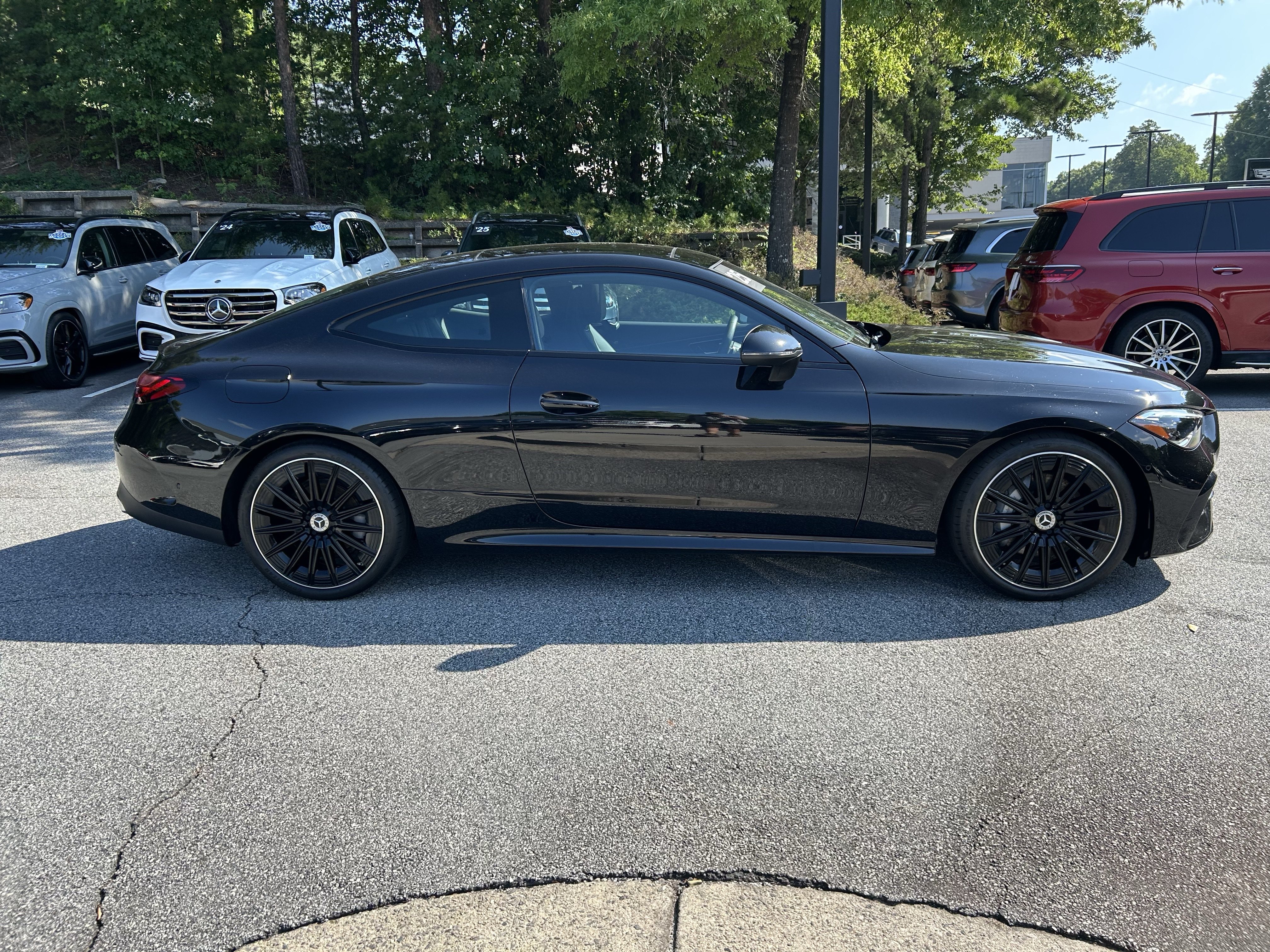 Certified 2025 Mercedes-Benz CLE 300 4MATIC Coupe image 5